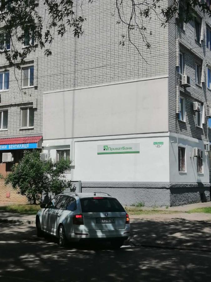 Апартаменты На Победы 25 كريمنشوك المظهر الخارجي الصورة